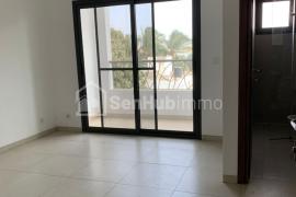 STUDIO EN VENTE  ZONE B