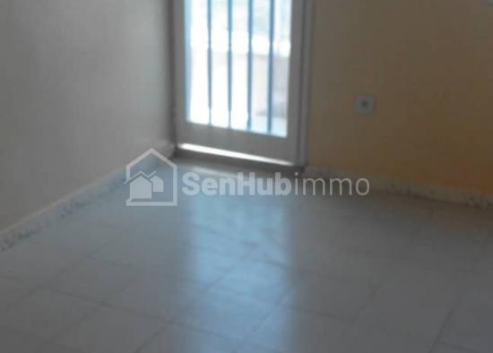 BUREAUX A LOUER A MBAO VILLENEUVE ROUTE DE RUFISQUE DAKAR